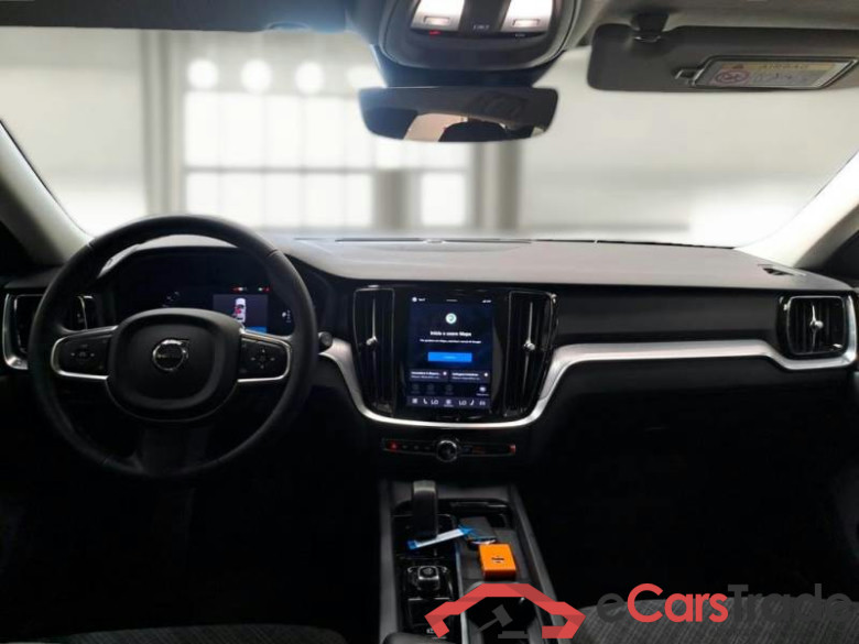 VOLVO V60 / 2019 / 5P / STATION WAGON B4 D AUTOM.CORE #3