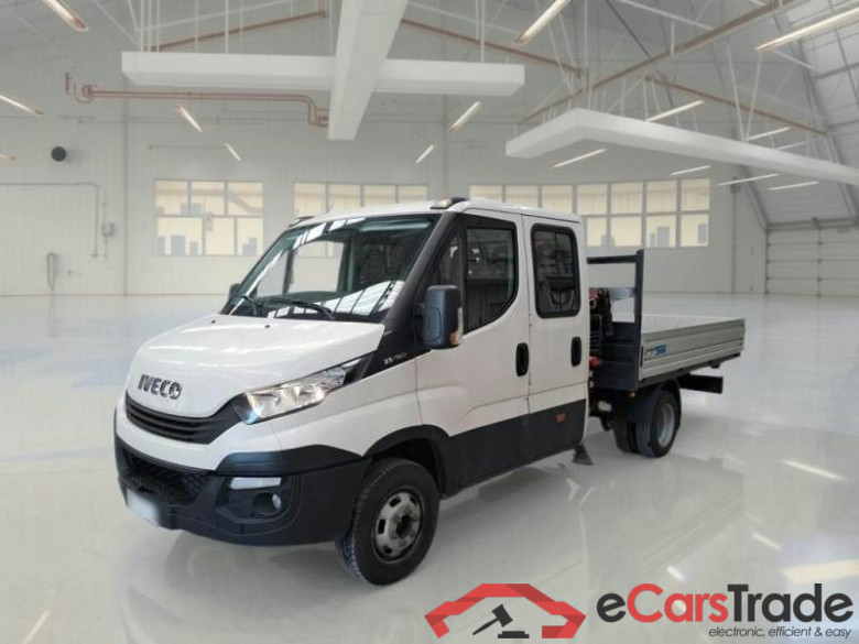 IVECO DAILY / 2014 / 4P / CAB.CABINA DOPPIA 35C15 D 6+1 3750 QUAD-TOR RG