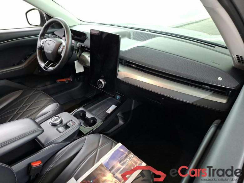 FORD Mustang Mach-E 75kWh RWD auto 5D 198kW #6