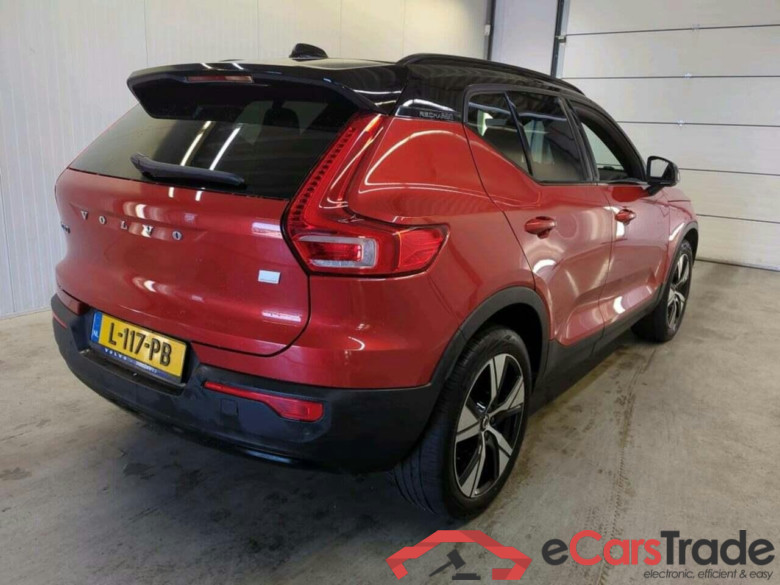 VOLVO XC40 Recharge P8 AWD RDes #2