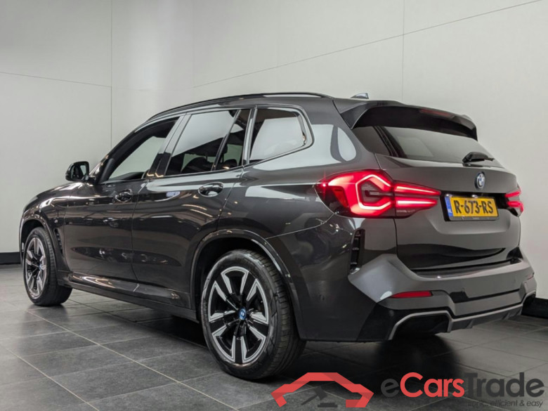 BMW iX3 Executive #4