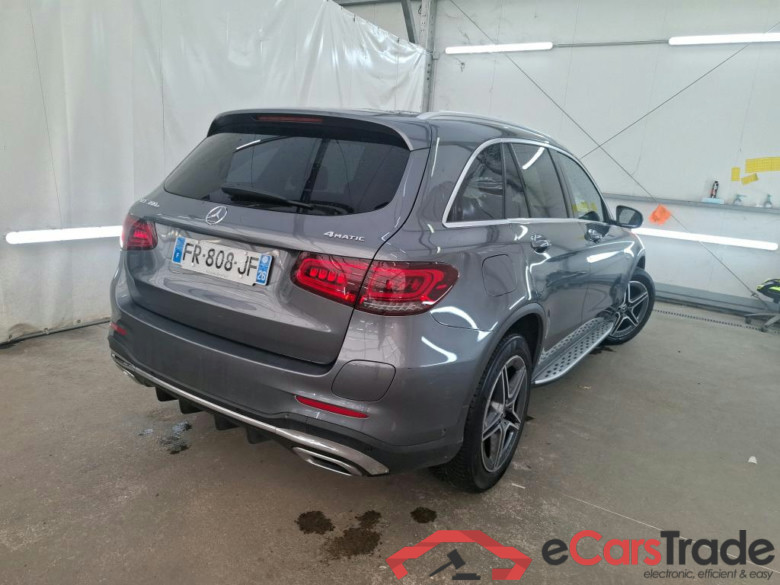 MERCEDES-BENZ GLC / 2019 / 5P / SUV GLC 300 e AMG Line 4Matic #4