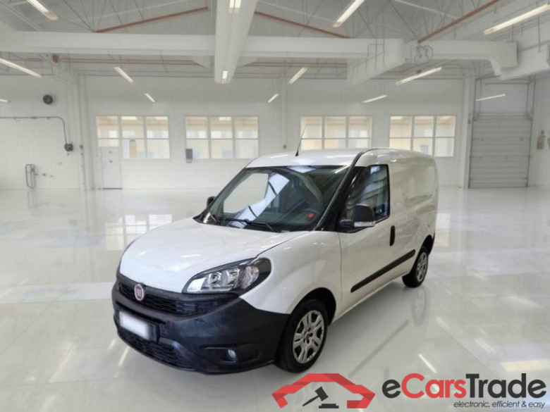 FIAT DOBLÒ CARGO / 2014 / 4P / VETT. FURGONATA CH1 LOUNGE 1.6 MJET 105CV E6D-F SeS #1