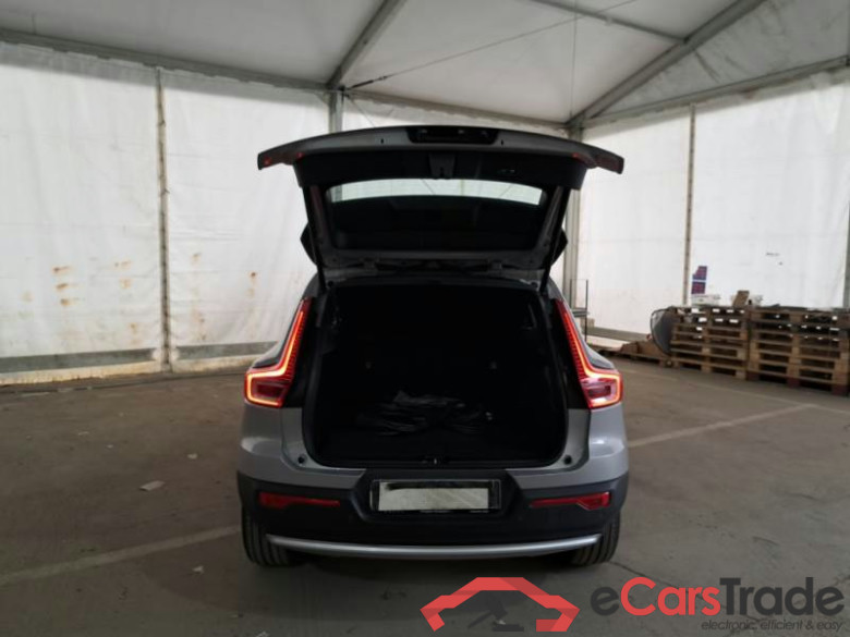VOLVO XC40 / 2021 / 5P / SUV T4 RECHARGE PLUG-IN AUTO CORE #5