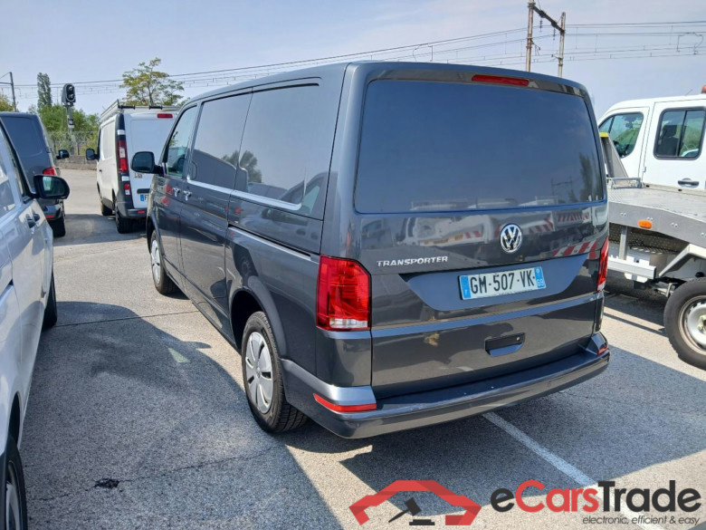 VOLKSWAGEN Transporter / 2019 / 4P / Fourgon tôlé 2.0 TDi 150 DSG7 L1H1 Business Plus #4