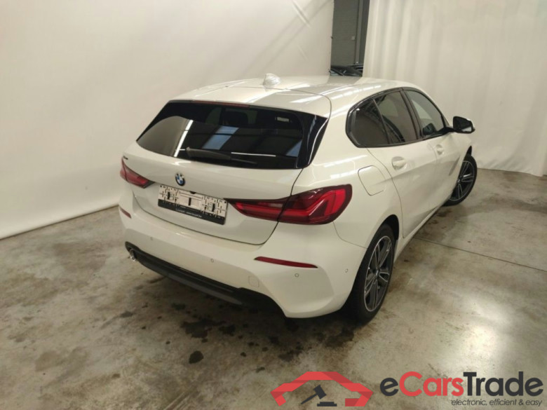 BMW 1 Reeks Hatch 116dA (85 kW) 5d #2