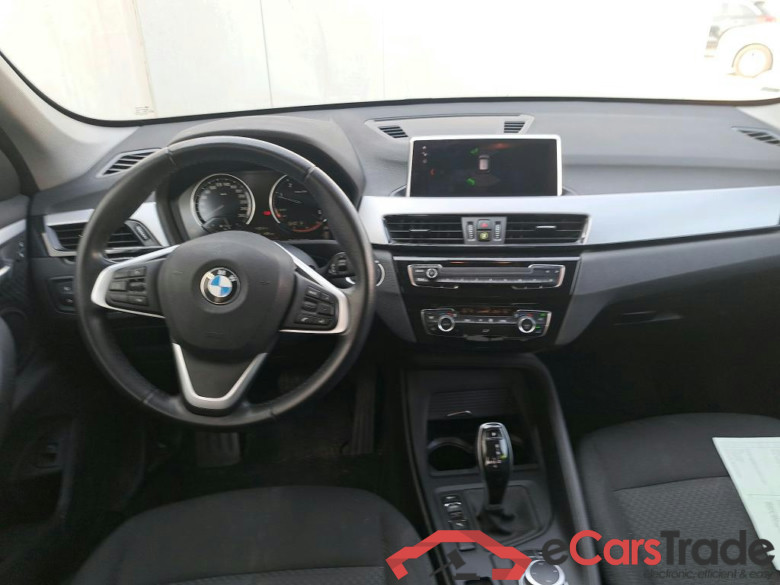 BMW X1 / 2019 / 5P / todoterreno sDrive18d #3