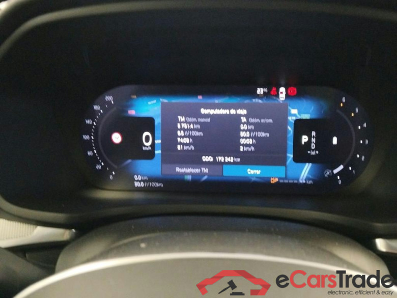 VOLVO V60 / 2018 / 5P / 2.0 B4 (D) Core Auto #4