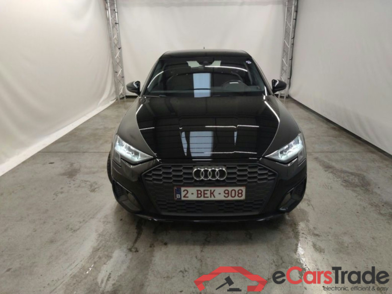 Audi A3 Sportback 2.0 30 TDi 85kW S tronic Business Ed. 5d #5
