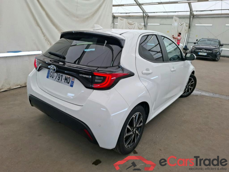 TOYOTA Yaris Hybride / 2019 / 5P / Berline Hybride 116h Design #3