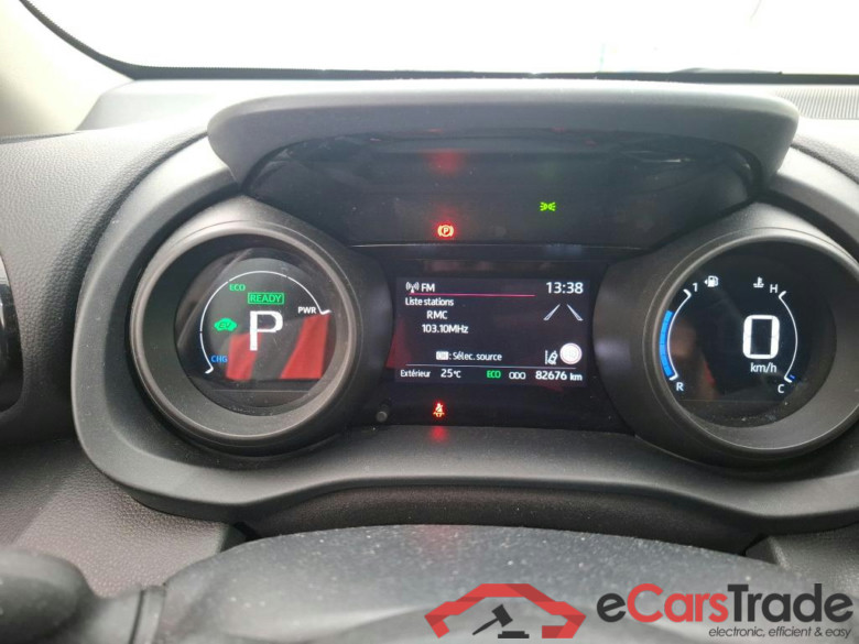 TOYOTA Yaris Hybride / 2019 / 5P / Berline Hybride 116h Design #6