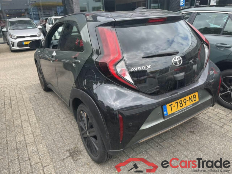 TOYOTA Aygo X 1.0 VVT-i S-CVT Premium #3