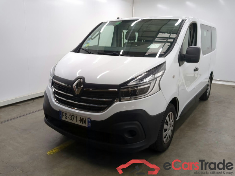 RENAULT Trafic / 2019 / 4P / Combi Zen L1 dCi 120 S&S - 8 pl #1