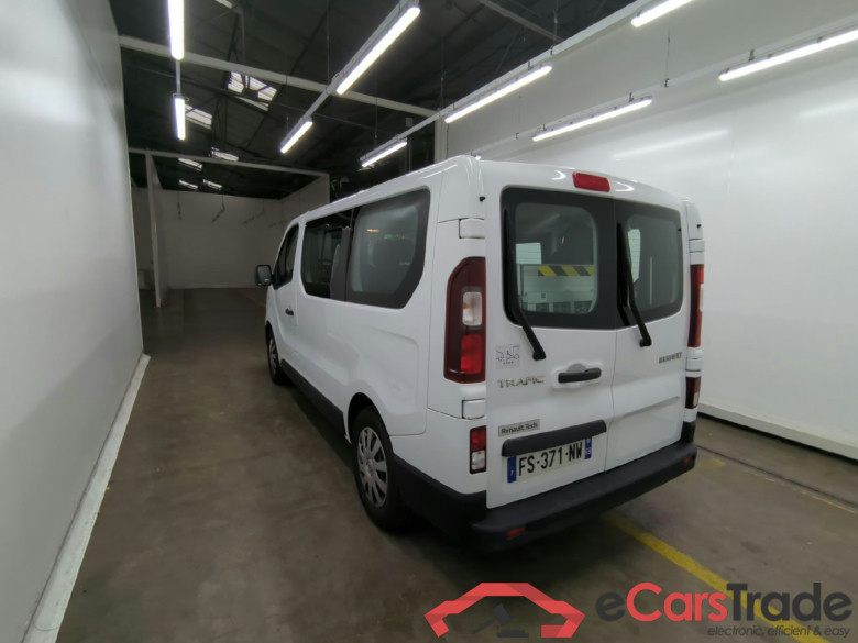 RENAULT Trafic / 2019 / 4P / Combi Zen L1 dCi 120 S&S - 8 pl #3