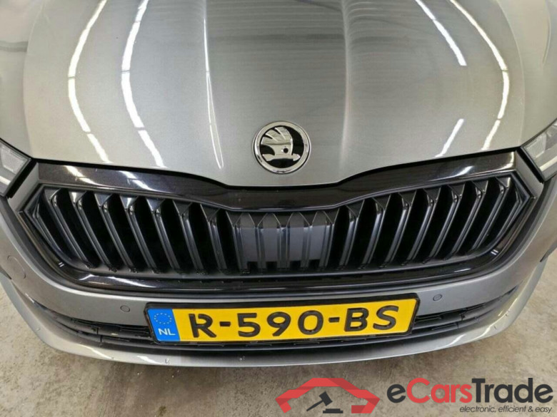 SKODA Octavia Combi 1.0 e-TSI Sport Bns #4