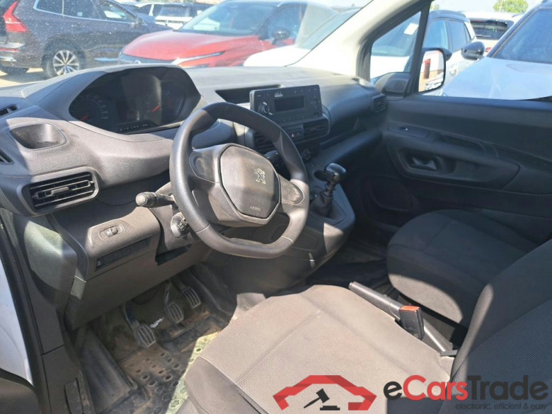 PEUGEOT Partner / 2018 / 3P / furgón derivado de turismo Pro Standard 600kg BlueHDi 73kW #3