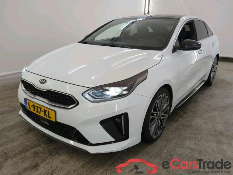Kia ProCeed 1.5 T-GDi DCT7 GT-PlusLine glazen dak 5d #1