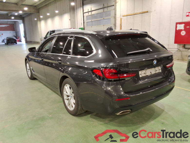 BMW 5 TOURING - 2020 520iA MHEV #2