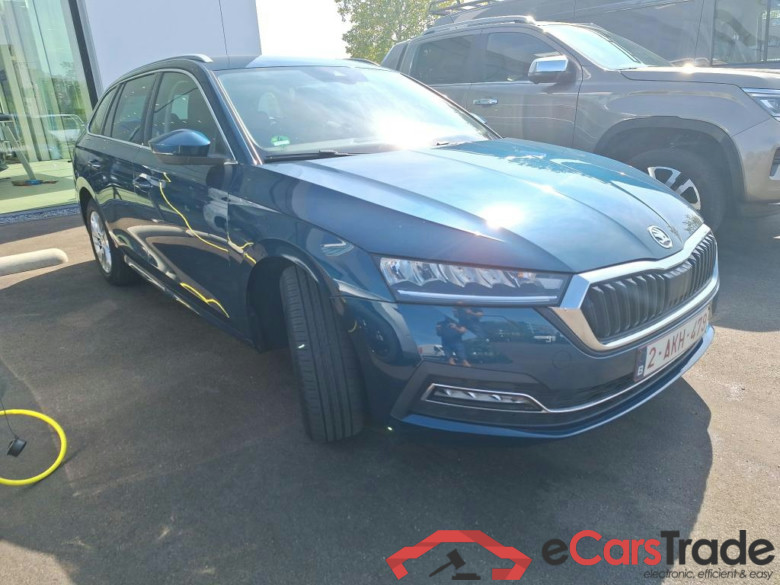SKODA OCTAVIA COMBI 2.0 CRTDI 110KW DSG7 AMBITION #2