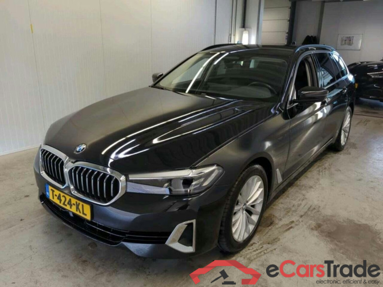 BMW 5-serie Touring 520i Bns Edit.+