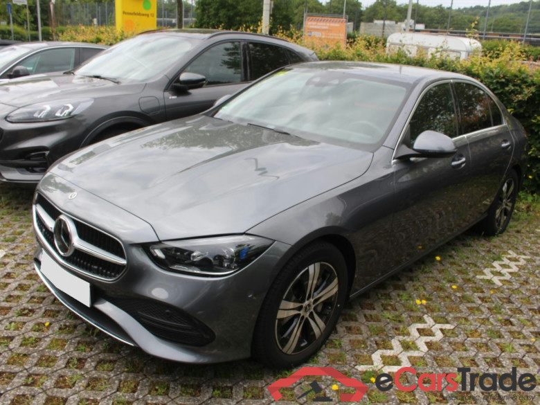 MERCEDES-BENZ C-Klasse C 300 e 9G-TRONIC Avantgarde 4d 150kW