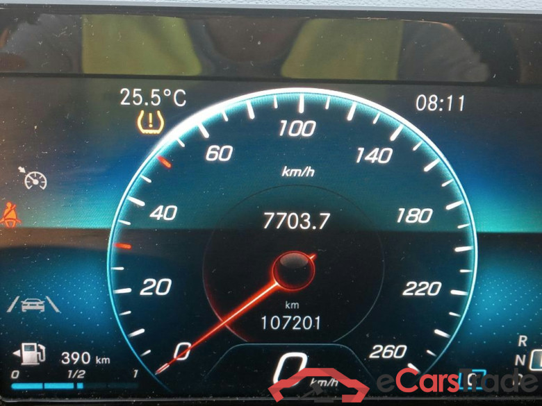 MERCEDES-BENZ GLB / 2019 / 5P / todoterreno 2.0 GLB 200 D DCT 110KW (150CV) #5