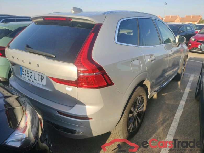 VOLVO XC60 / 2017 / 5P / todoterreno 2.0 T6 AWD Recharge Inscription Exp Auto #2