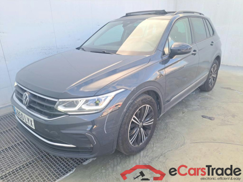 VOLKSWAGEN Tiguan / 2020 / 5P / todoterreno Life 2.0 TDI 110kW (150CV) DSG #1