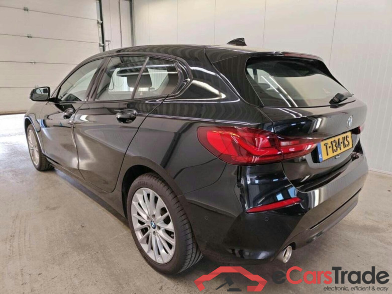 BMW 1-serie 118i Intro Ed. #6