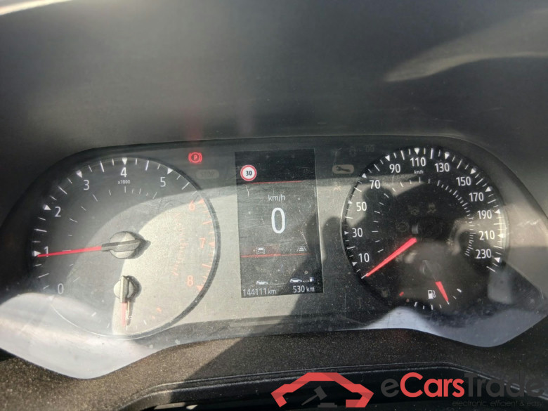 RENAULT Clio / 2019 / 5P / berlina con portón Business SCe 53 kW (72CV) #4