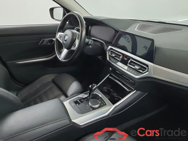 BMW 3-serie Touring 318dA 5D 110kW #6