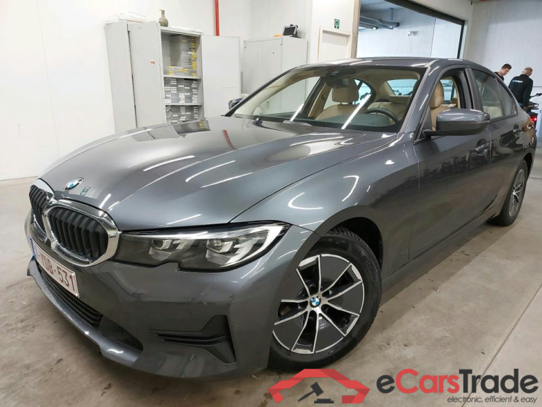 BMW - BMW 3 BERLINE 318dA 136PK Advantage Business Edition & Pack Business Plus With Vernasca Leather Seats & PDC Front & Rear
