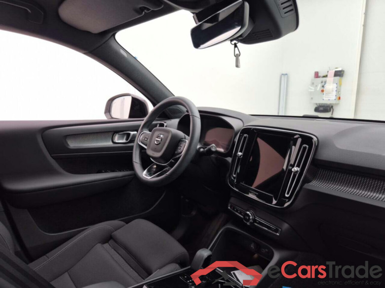 VOLVO XC40 RECHARGE PLUS #3