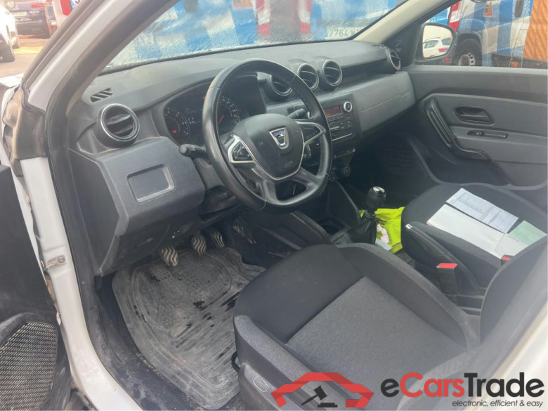 DACIA Duster / 2018 / 5P / todoterreno Essential Blue dCi 85kW (115CV) 4X4 #3