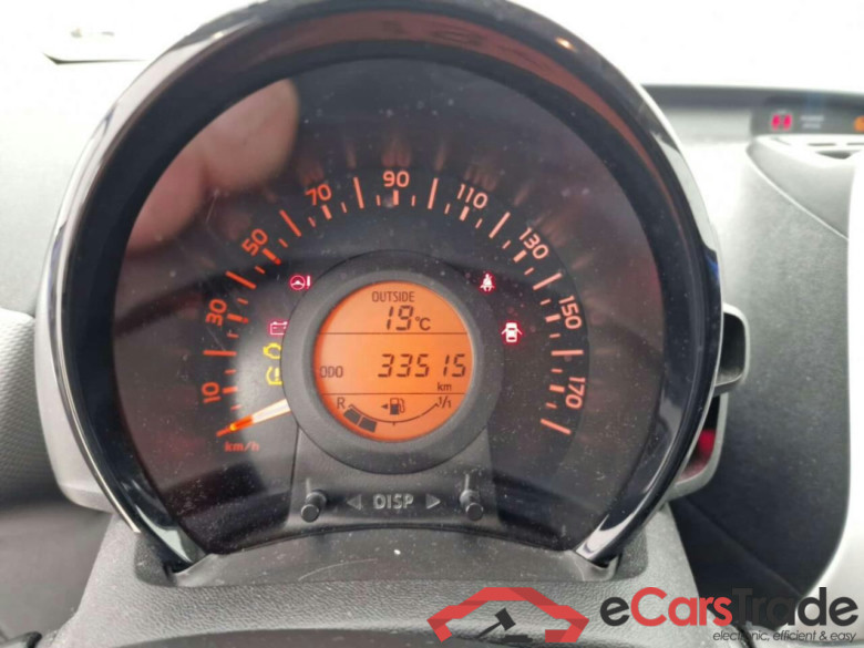 CITROEN C1 1.0 VTi Millenium #6