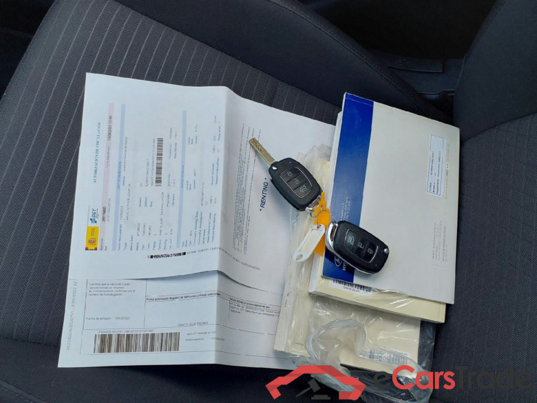 HYUNDAI i20 / 2020 / 5P / berlina con portón 1.2 MPI Klass #6