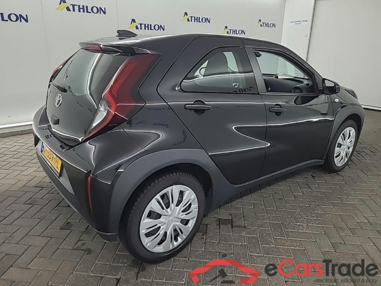 TOYOTA Aygo X 1.0 VVT-I MT play 5D 53kW #3