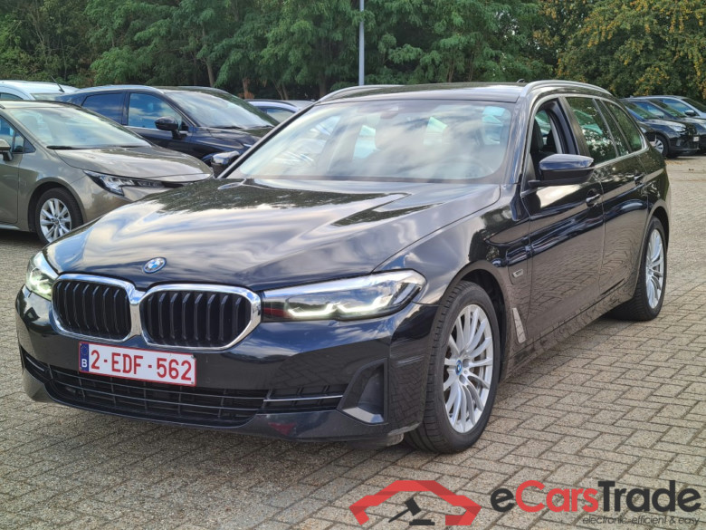 BMW 530e Plug-In Hybrid Aut. LED LC-Pro Navi-Pro Leather KeylessGo Camera Klima PDC ...