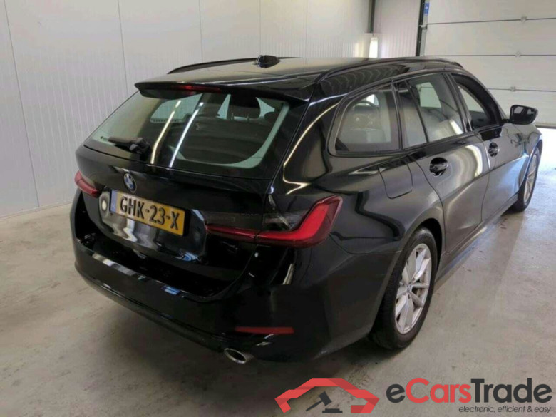 BMW 3-serie Touring 318 #2