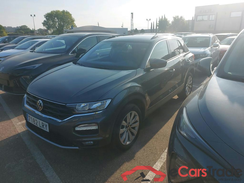VOLKSWAGEN T-Roc / 2017 / 5P / todoterreno Advance 2.0 TDI 110kW (150CV) DSG (AC2) #1