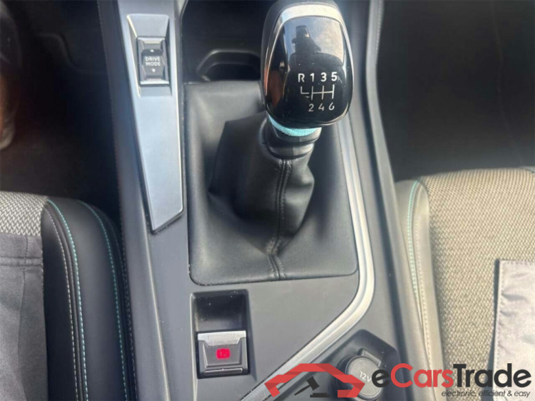 PEUGEOT 308 SW 1.2 PureTech Allure Pack Business #5