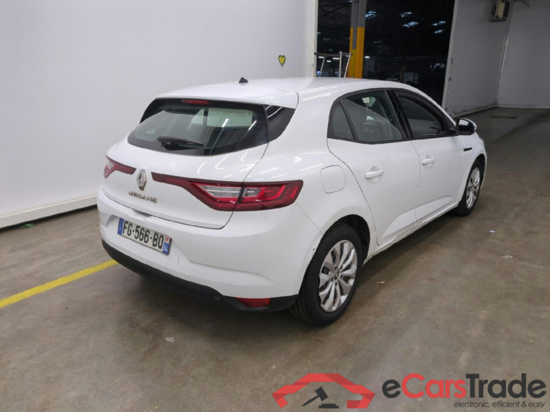 Megane IV Berline 5pt. Société Air Nav 1.5 dCi 90CV BVM6 E6 #3