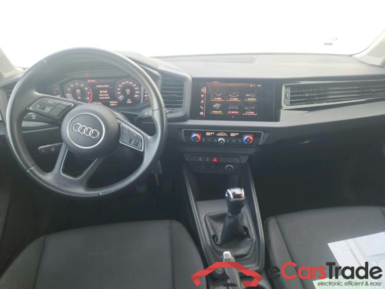 AUDI A1 Sportback Advanced 25 TFSI 70kW (95CV) #3