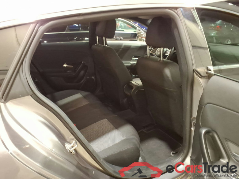 MERCEDES-BENZ CLA SHOOTING BRAKE 1.3 CLA 180 BUSINESS SOLUTION #5