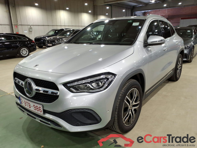 MERCEDES-BENZ CLASS GLA DIESEL - 2020 GLA 200 d