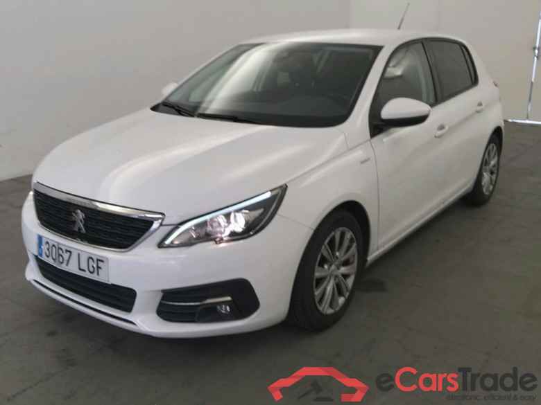 PEUGEOT 308 / 2017 / 5P / berlina con portón 5P Style BlueHDi 100 S&S 6 Vel. MAN #1