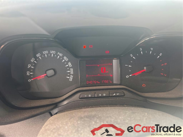 CITROEN Berlingo / 2018 / 3P / furgón derivado de turismo Talla M BlueHDi 100 CONTROL #4