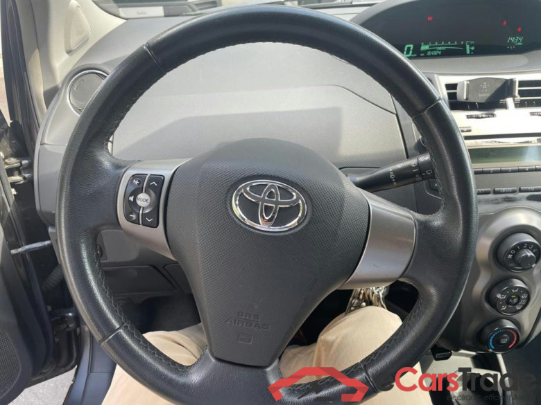 TOYOTA Yaris Dsl Yaris 1.4 D-4D Chill Out II DPF #3
