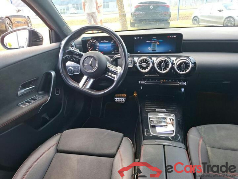 Mercedes A 250e Plug-In Hybrid AMG Facelift Night Aut. Pano LED Ambient Widescreen Navi 1/2 Sport-Leather-Alcantara KeylessGo Camera Klima PDC ... #5
