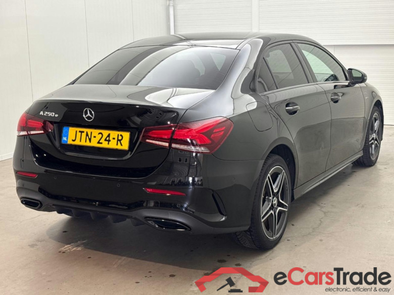 MERCEDES-BENZ A-KLASSE 250 e Business Solution AMG Limited #4